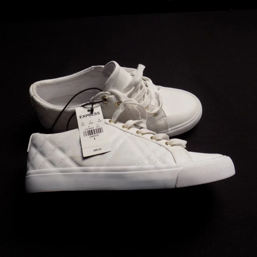 Express Woman's Size 6 Sneakers - Picture 2 of 4